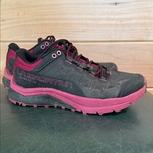 La Sportiva Women's Athletic Shoes - Black and Pink